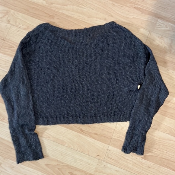 Forever 21 lightweight sweater - Picture 3 of 3